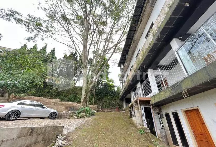 Hotelli Villa A2 Trawas Redpartner