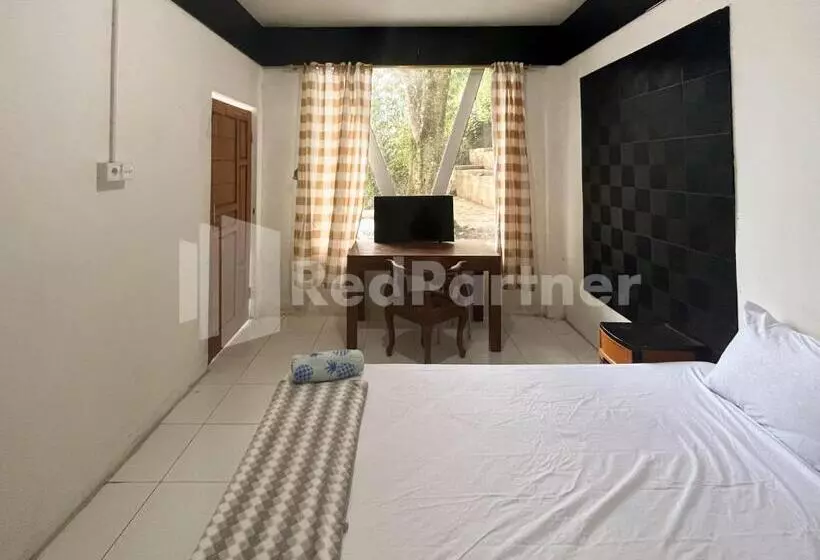 Hotelli Villa A2 Trawas Redpartner