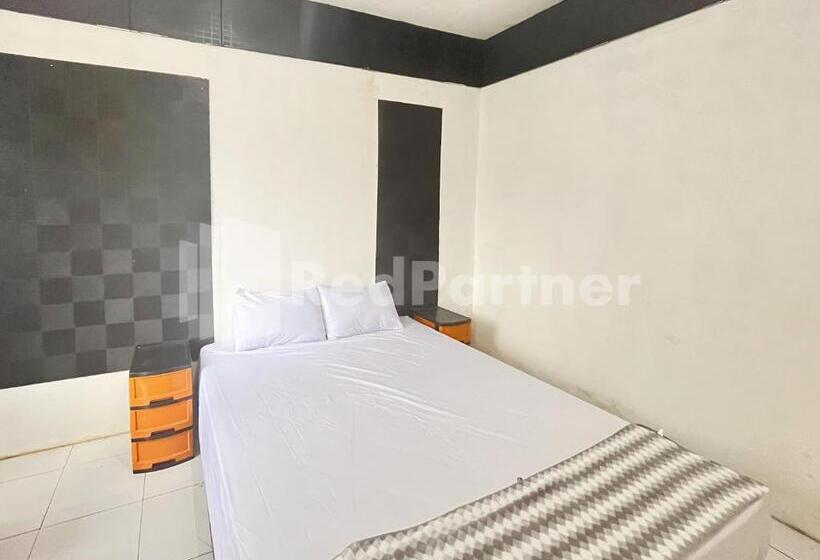 Hotel Villa A2 Trawas Redpartner