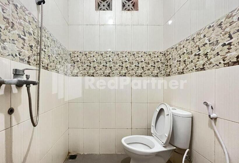 Hotel Villa A2 Trawas Redpartner