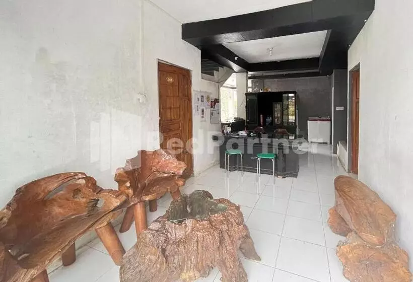 Hotelli Villa A2 Trawas Redpartner