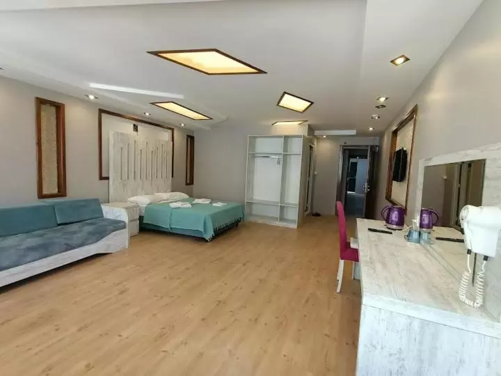 Moda Life Otel