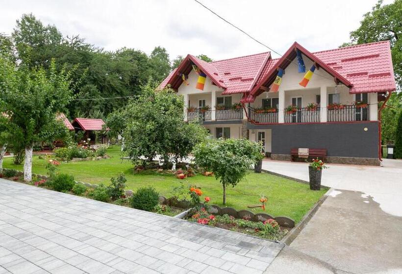 بنسيون Casa Mădălina