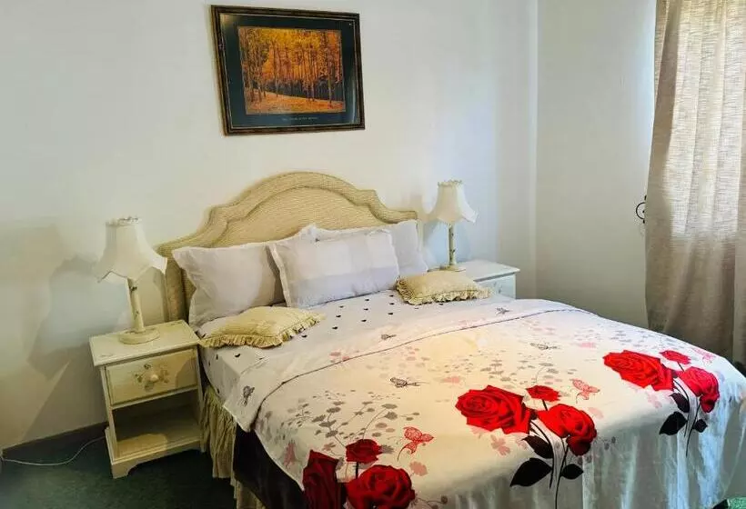 ペンション Great Choice Guest House Parow