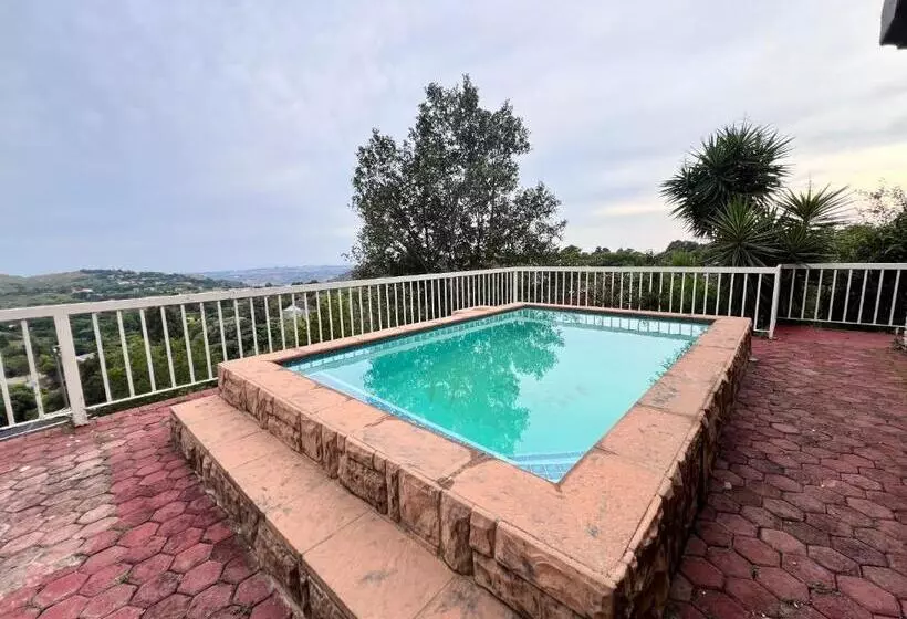 ペンション Honeyhills Excellence Resort J