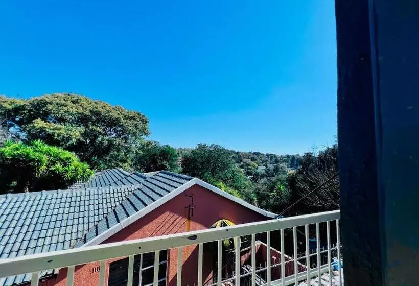 ペンション Honeyhills Excellence Resort J