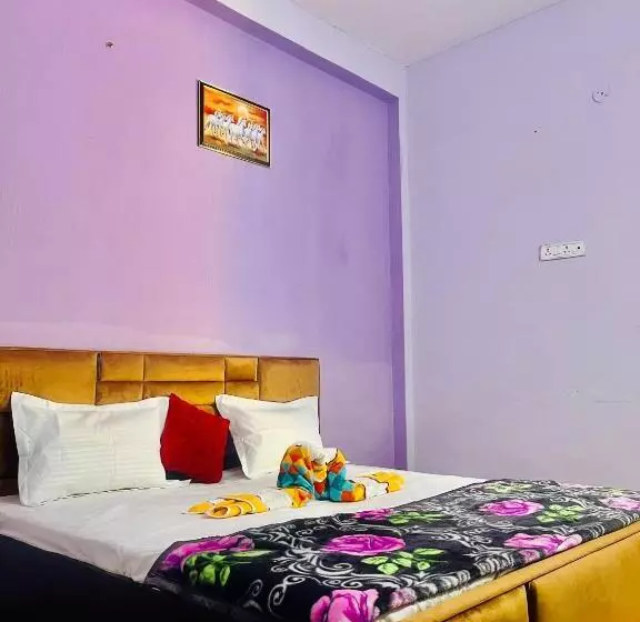 ペンション Shree Ji Residency  A Devine Home Stay Near Prem Mandir