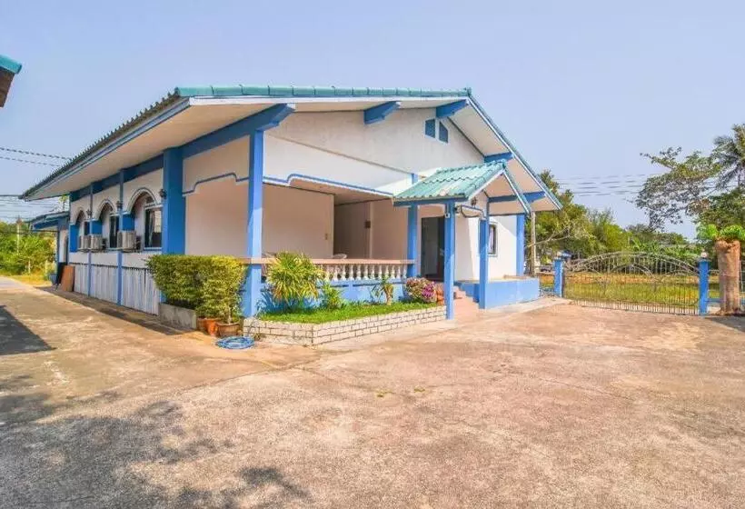 リゾートホテル Oyo 570 Seaside Hua Hin