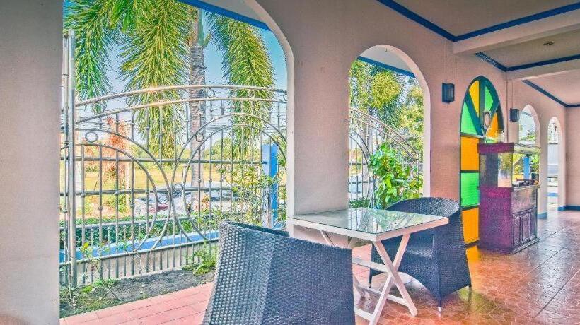 Resort Otel Oyo 570 Seaside Hua Hin