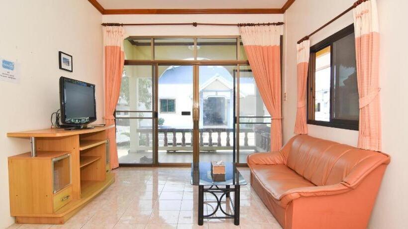 Resort Otel Oyo 570 Seaside Hua Hin