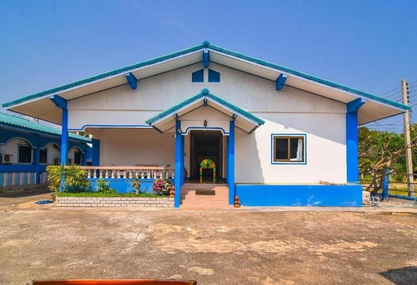 Resort Otel Oyo 570 Seaside Hua Hin