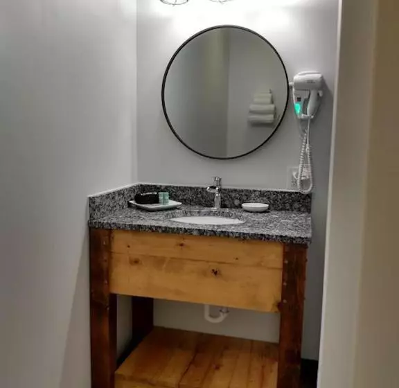 Retkeilymaja Harbor View Inn Tawas