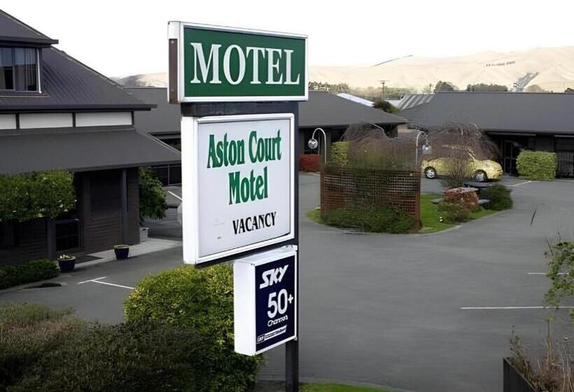 Aston Court Motel