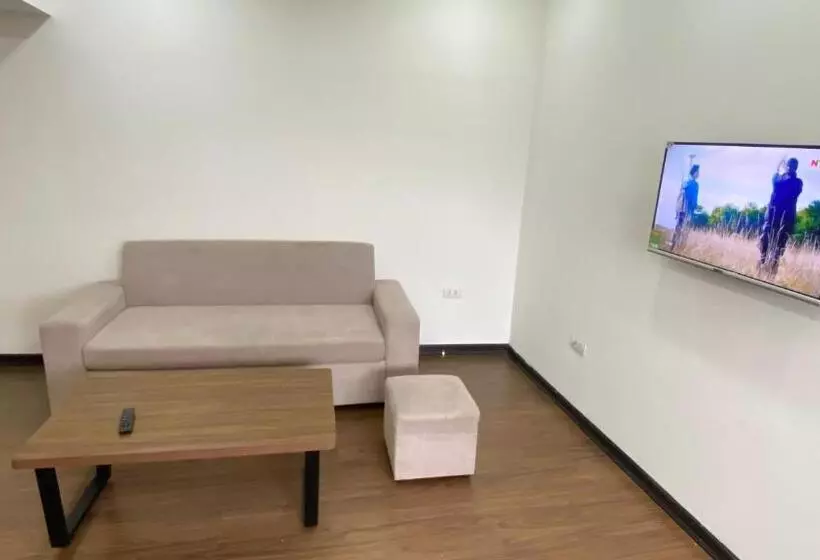 Era Apartment La Thành