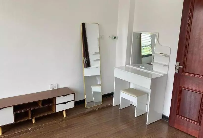 Era Apartment La Thành