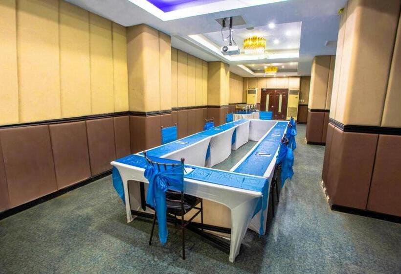 هتل Dreamworld North Edsa