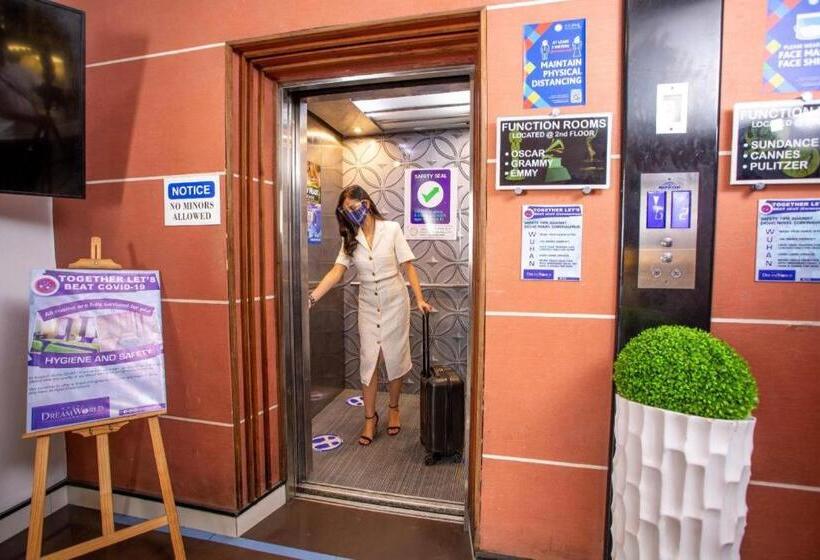 هتل Dreamworld North Edsa