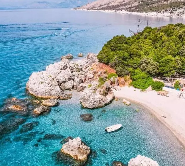 هتل Grecce