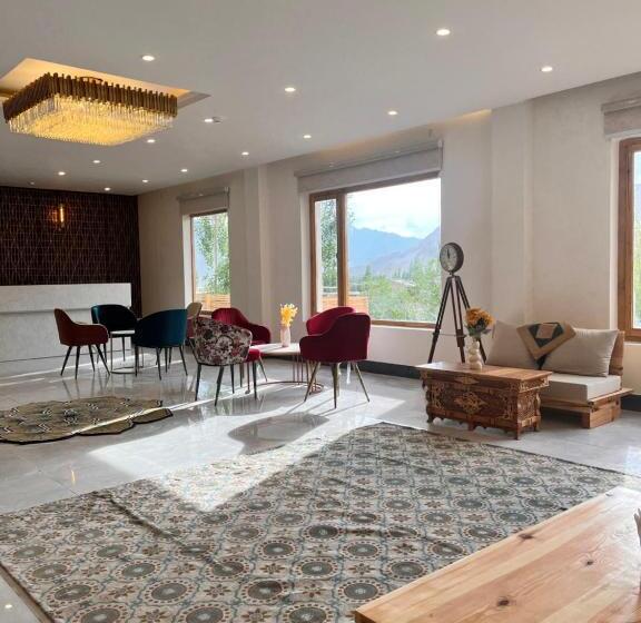 Hotel Lungpa Valley Skara