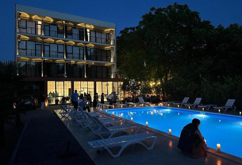 هتل Paradiso Kobuleti