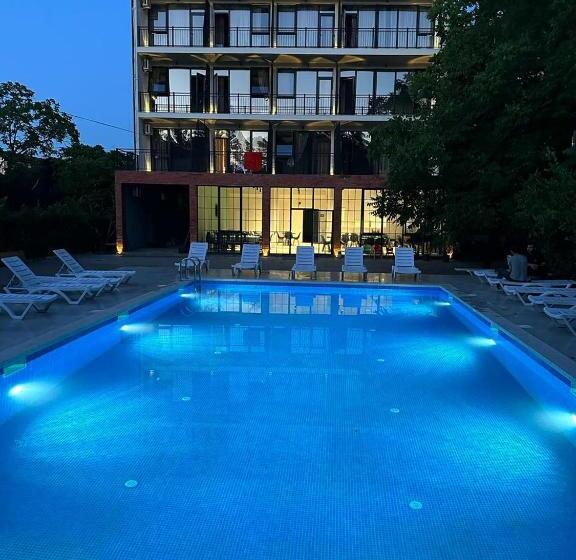 هتل Paradiso Kobuleti