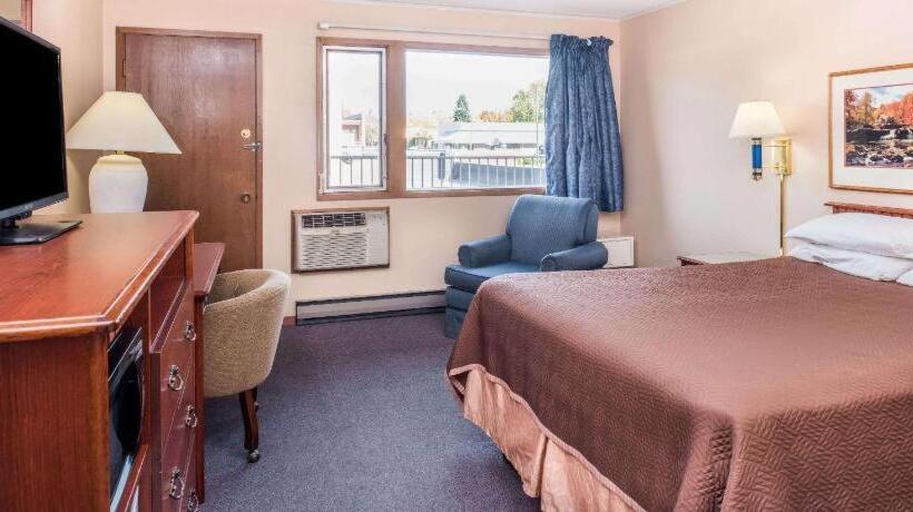 בית מלון כפרי Travelodge By Wyndham Kalispell