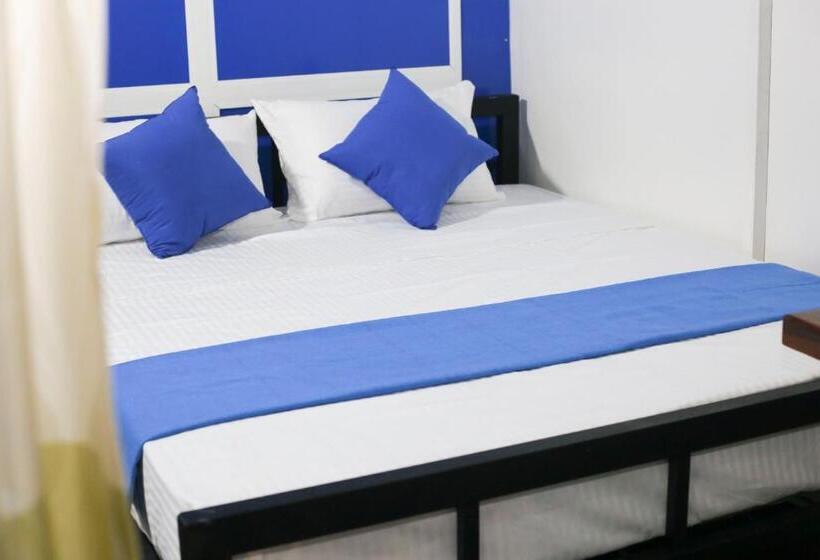 بنسيون Airport Residence Inn