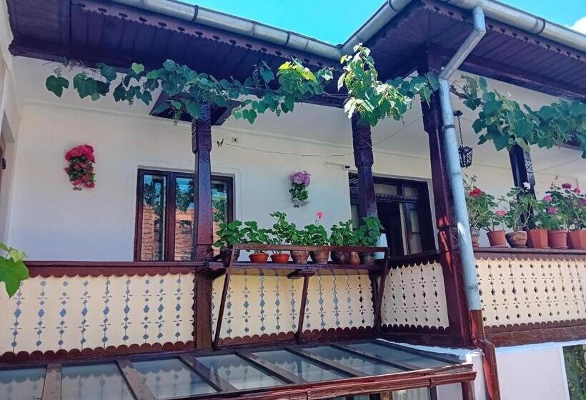 پانسیون Casa Cristian