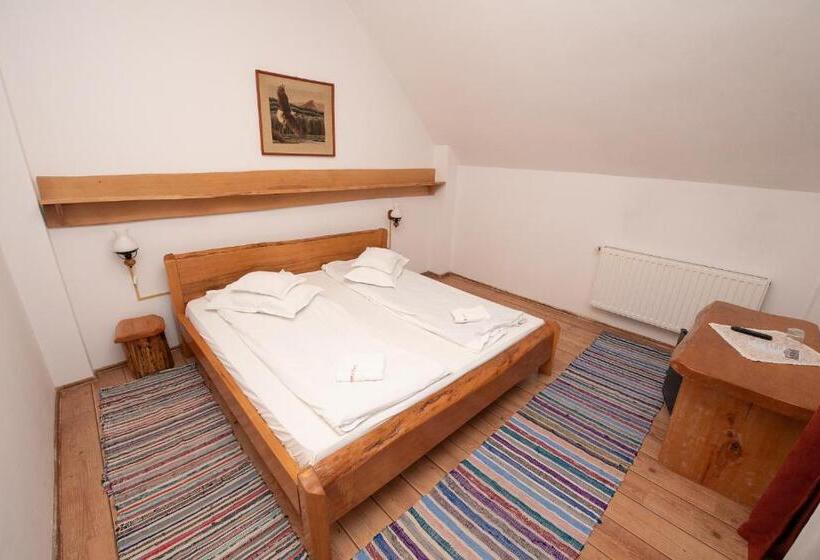 ペンション Csango Wellness