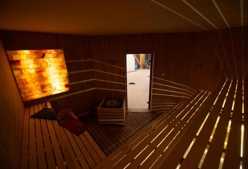 ペンション Csango Wellness