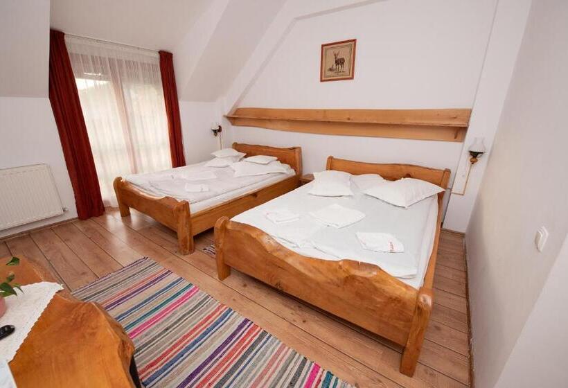 ペンション Csango Wellness