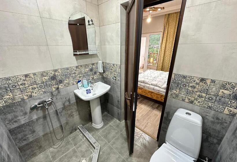 پانسیون Mountain View Villa