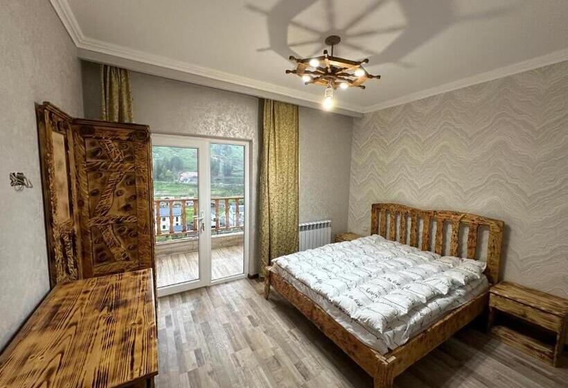 پانسیون Mountain View Villa