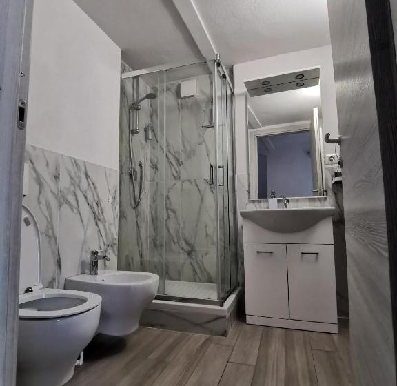 ペンション La Piazzetta   Affittacamere