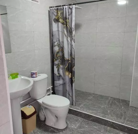 پانسیون Sun House