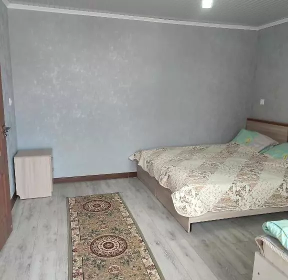پانسیون Sun House