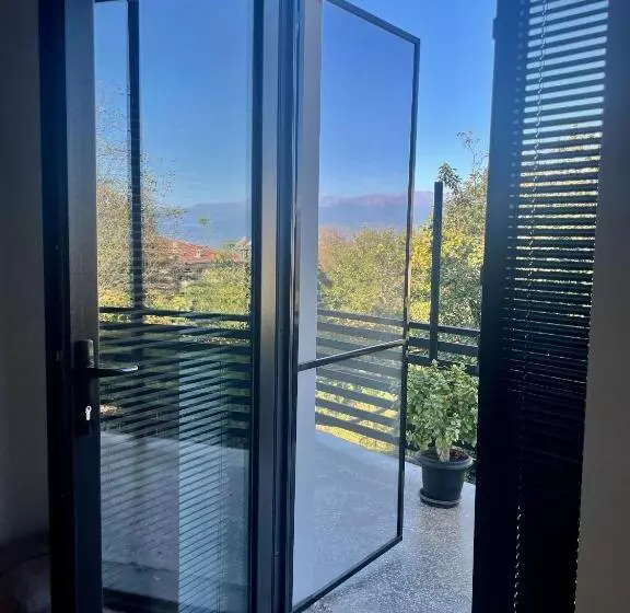 پانسیون Twins Guest House