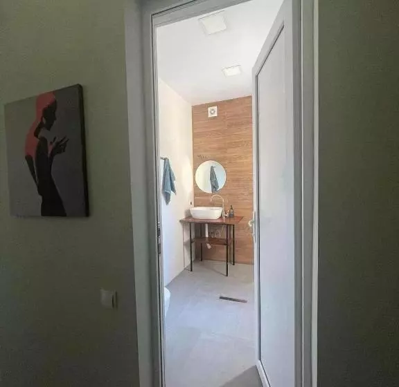 پانسیون Twins Guest House