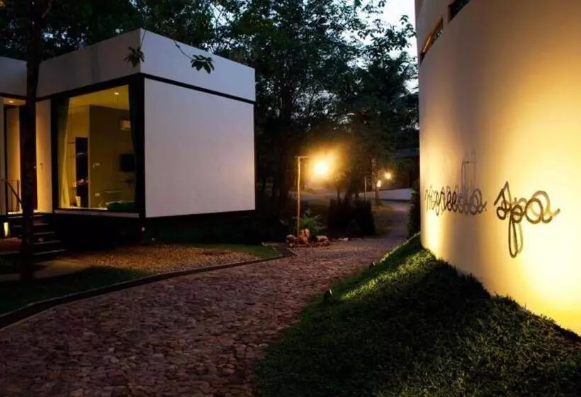 Lomakeskus Villa Moreeda