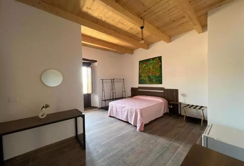 ベッドアンドブレックファースト Casa Vacanza Medieval