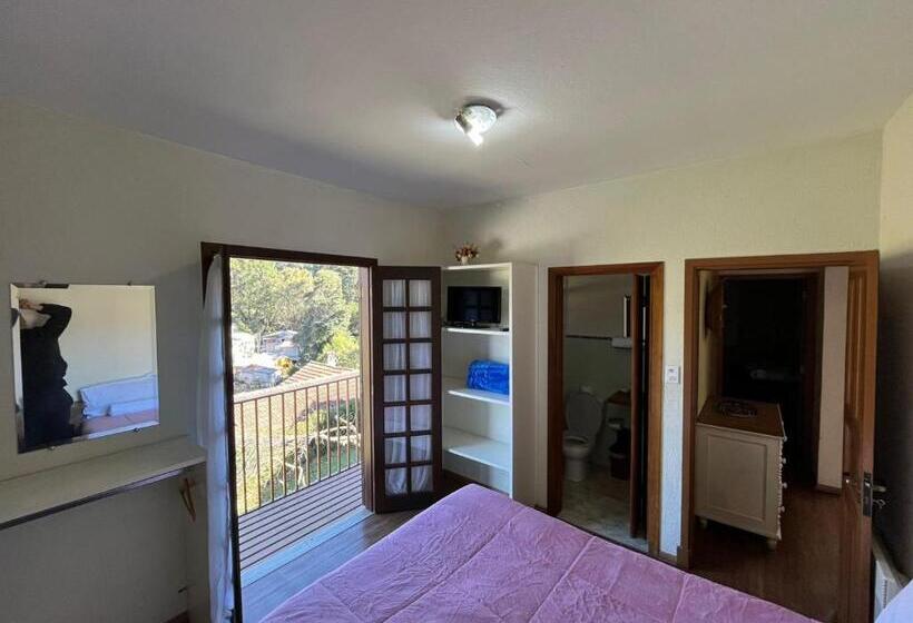 Bed and Breakfast Refúgio Girassol