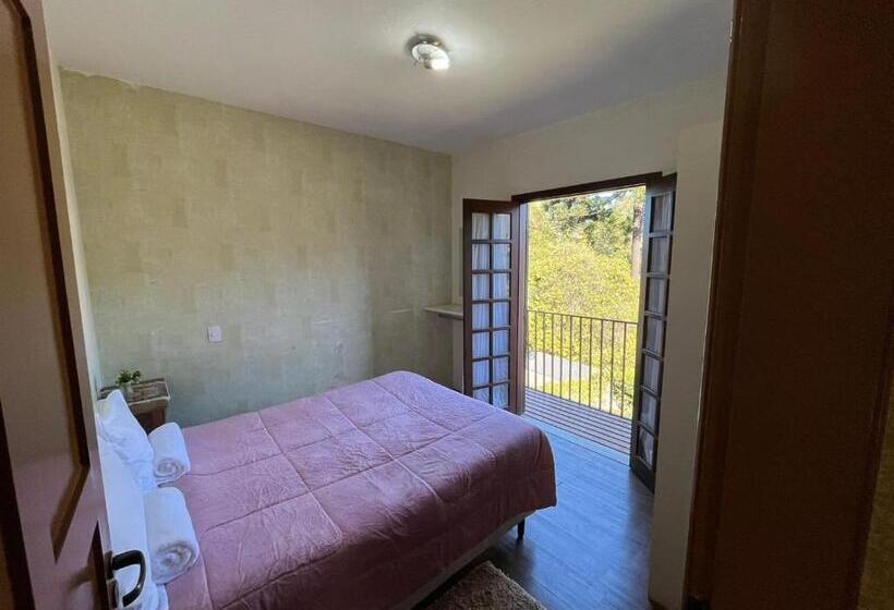 Bed and Breakfast Refúgio Girassol