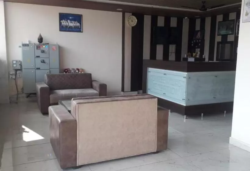 Chardham By Prithvi Hotels H