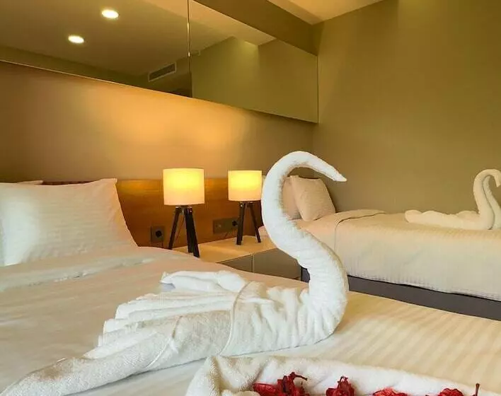 Hotelli Frezya   Exclusively Women