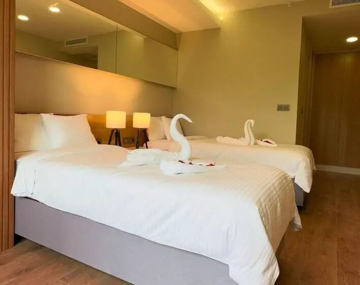 Hotelli Frezya   Exclusively Women