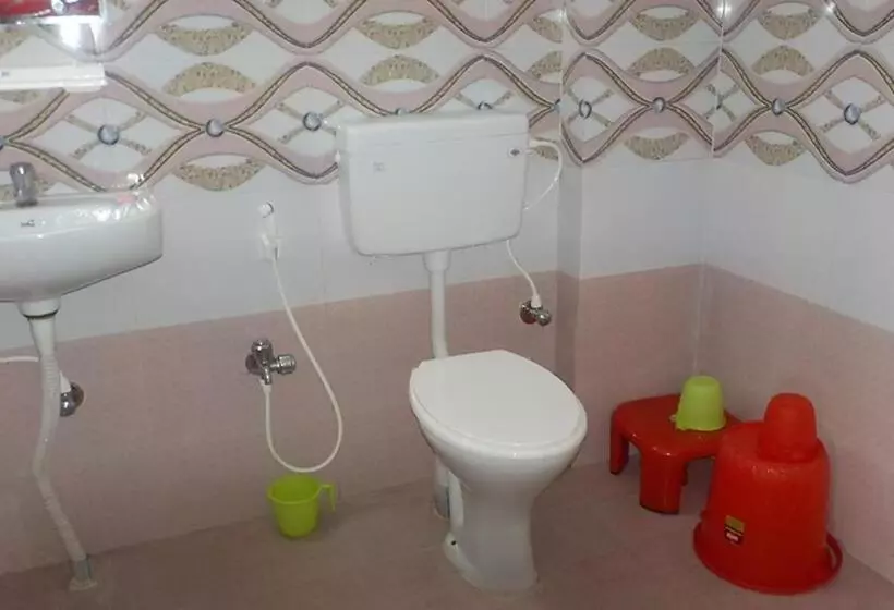 Goroomgo Hotel Arya Palace Puri Near Sea Beach   Luxury And Spacious Room With Parking Facilities