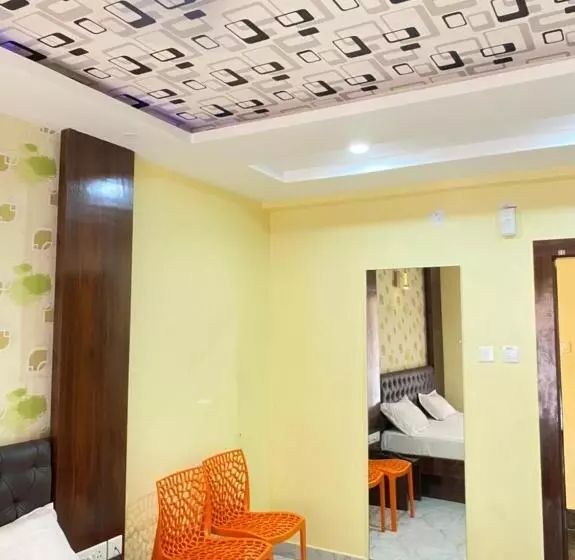 Goroomgo Hotel Arya Palace Puri Near Sea Beach   Luxury And Spacious Room With Parking Facilities