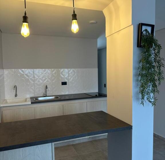 ホテル California