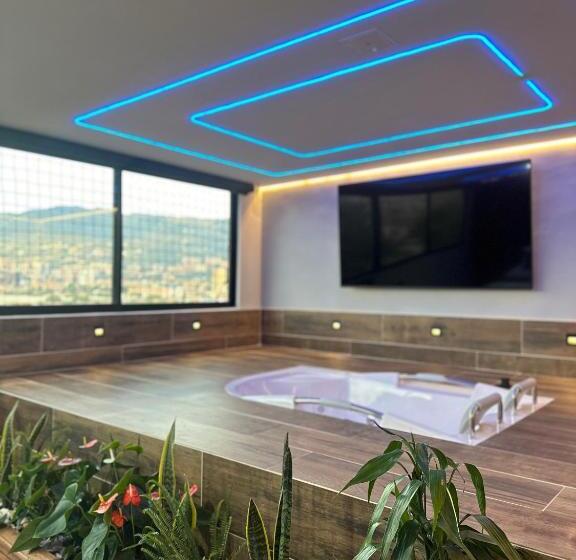 ホテル California