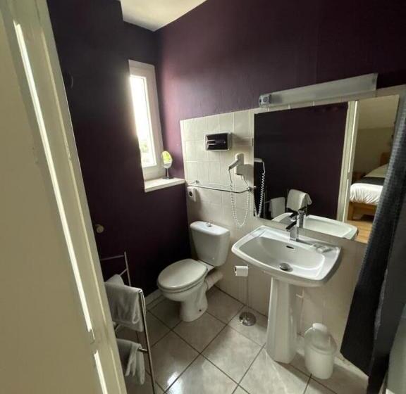 فندق Logis Hôtel & Restaurant Le Parcey